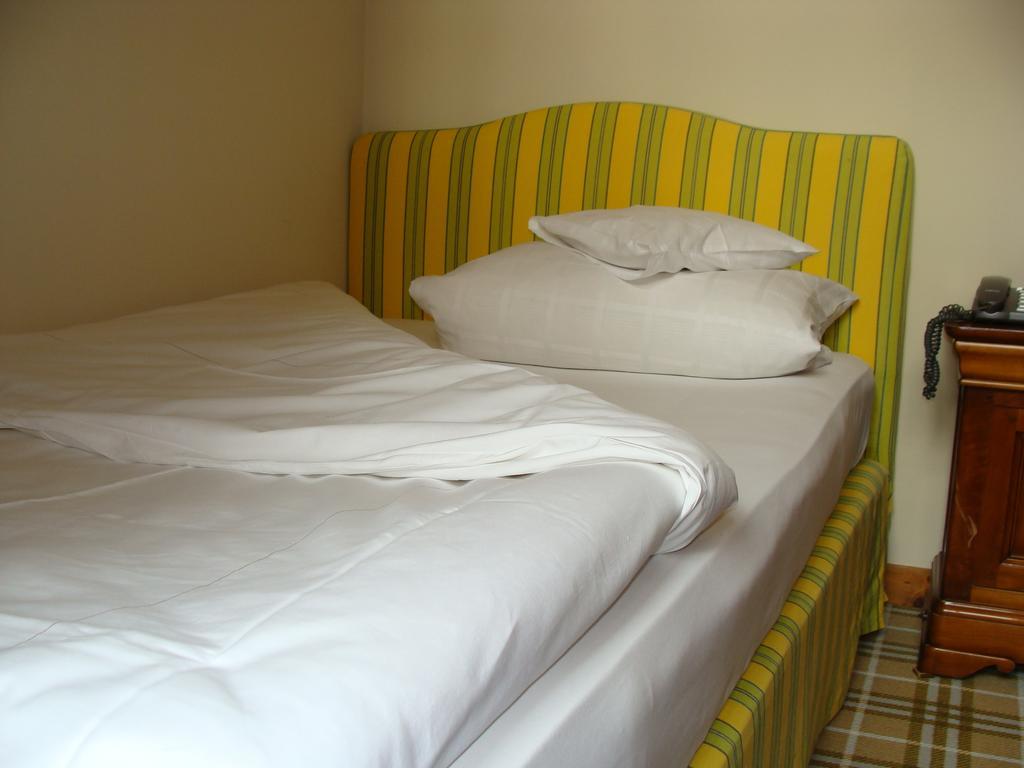 Hotel Freihof Wiesloch Habitación foto